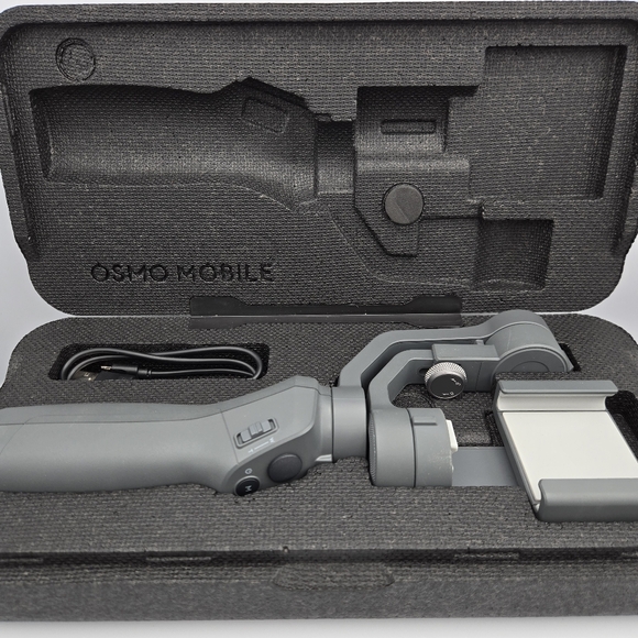 DJI Osmo Mobile 2 3-Axis Handheld Gimbal Stabilizer - Picture 3 of 17